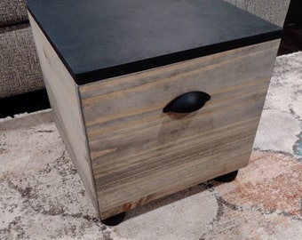 18" Storage Box with Hinged Lid