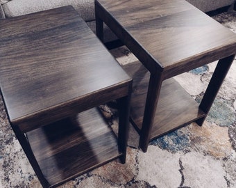 Minimalist Hardwood End Table with Modern Design