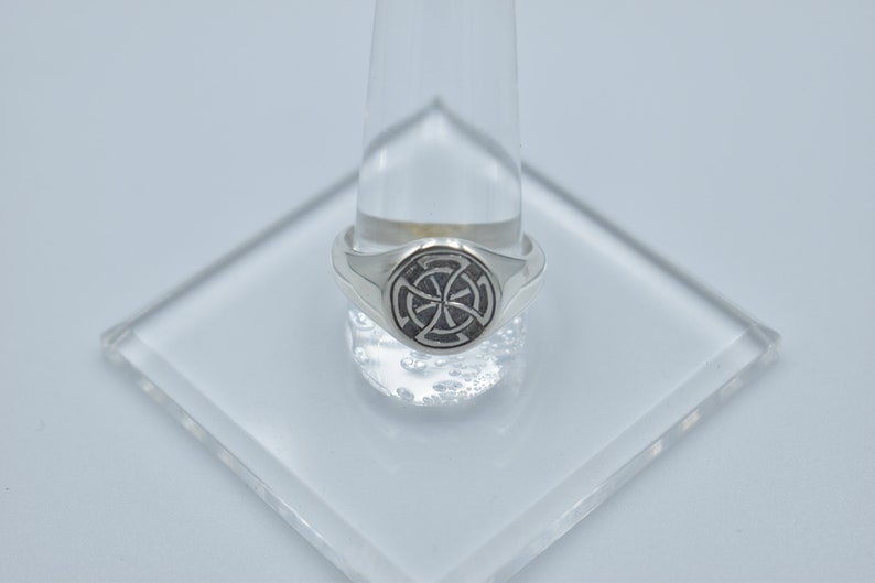 Hand Engraved Silver Celtic Cross Knot Signet Ring - Etsy