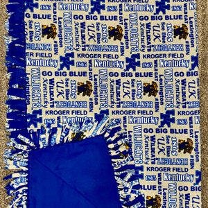 Kentucky Wildcats Fleece Decke: Royal Blau, Grau, & Weiß