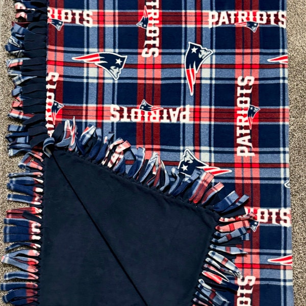 New England Patriots No Sew fleece blanket, Patriots football blanket, Patriots football throw, Patriots football, New England football
