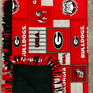 Georgia Bulldogs Fleece Blanket: Handmade Plush Throw