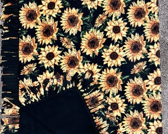 Handmade Sunflower Fleece Blanket: Plush Cozy Throw, Fall Decor
