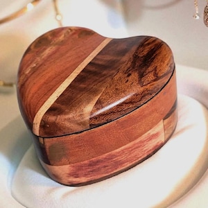 Wood Handcrafted Heart Jewelry Keepsake Box Large Heart  Shaped Trinket Ring Necklace Storage