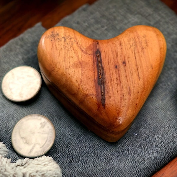 Small Wood Heart for Ring Earring Exotic Coin Trinket Storage