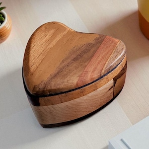 Wood Heart Jewelry Keepsake Box Trinket Storage Ring Box for Couples Weddings Baby Showers