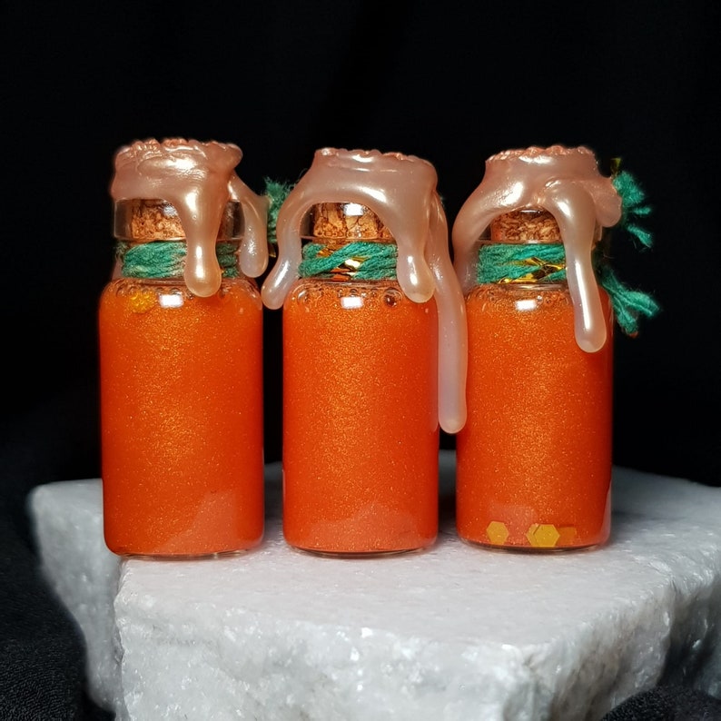 ORANGE Color Magic Potions Oranje ,mini snowglobe potions, heketa image 2
