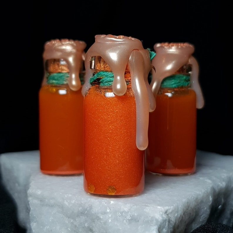 ORANGE Color Magic Potions Oranje ,mini snowglobe potions, heketa image 1