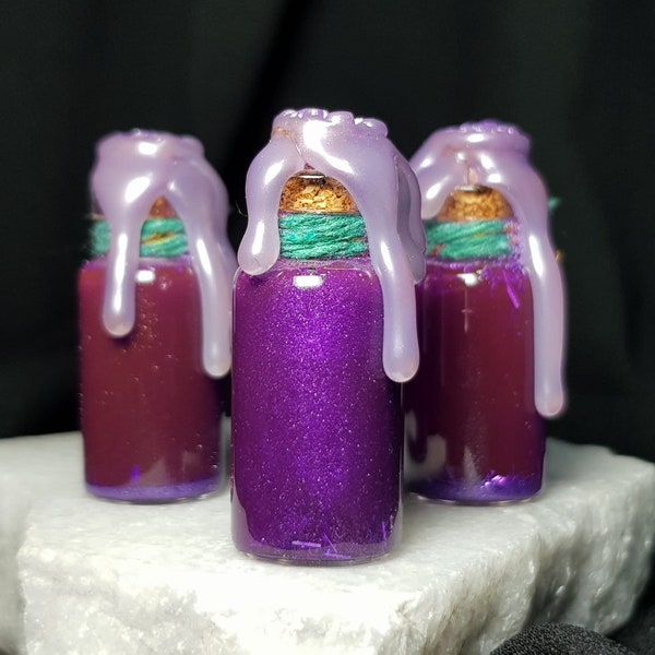 PURPLE - Color Magic Potions - Paars  ,mini snowglobe potions, heketa -