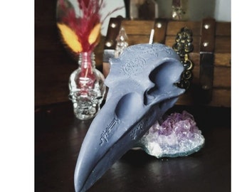 Raven Skull candle - unscented - Light Lila, Gothic decor, Heketa,