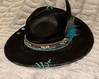 Custom Wool Fedora Hat: Turquoise, Gold Concho & Feathers - Etsy display picture 2