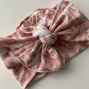 Newborn baby head wrap, Baby headband, Baby bow, Tie-on headwrap, Headwrap turban tie