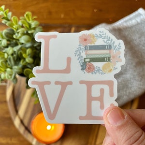 Love Books Sticker | book love sticker | pink sticker | gifts for girlfriend | gifts for friend | Bookish sticker
