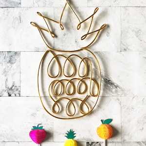 Pineapple Wall Art | Wire Wall Art| Home Decor | Wall Decor | Pineapple Decor | Wire Pineapple | Hospitality Sign | Wall Hanging