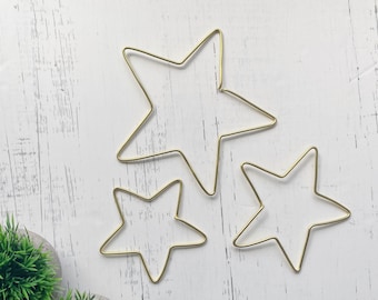 Trío de estrellas de alambre / Colgante de pared con forma de estrella de alambre / Arte de pared con forma de corazón de alambre / Decoración de pared / Decoración de alambre / Tres estrellas / Palabras de alambre / Arte de pared con forma de corazón