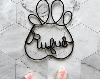 Dog Paw Name Sign | Dog Kennel Sign | Custom Dog Name Sign | Wire Dog Name Sign | Wire Word Sign |Personalized Pet Decor