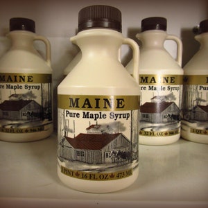 Real Maine Maple Syrup in Pint Plastic Jug