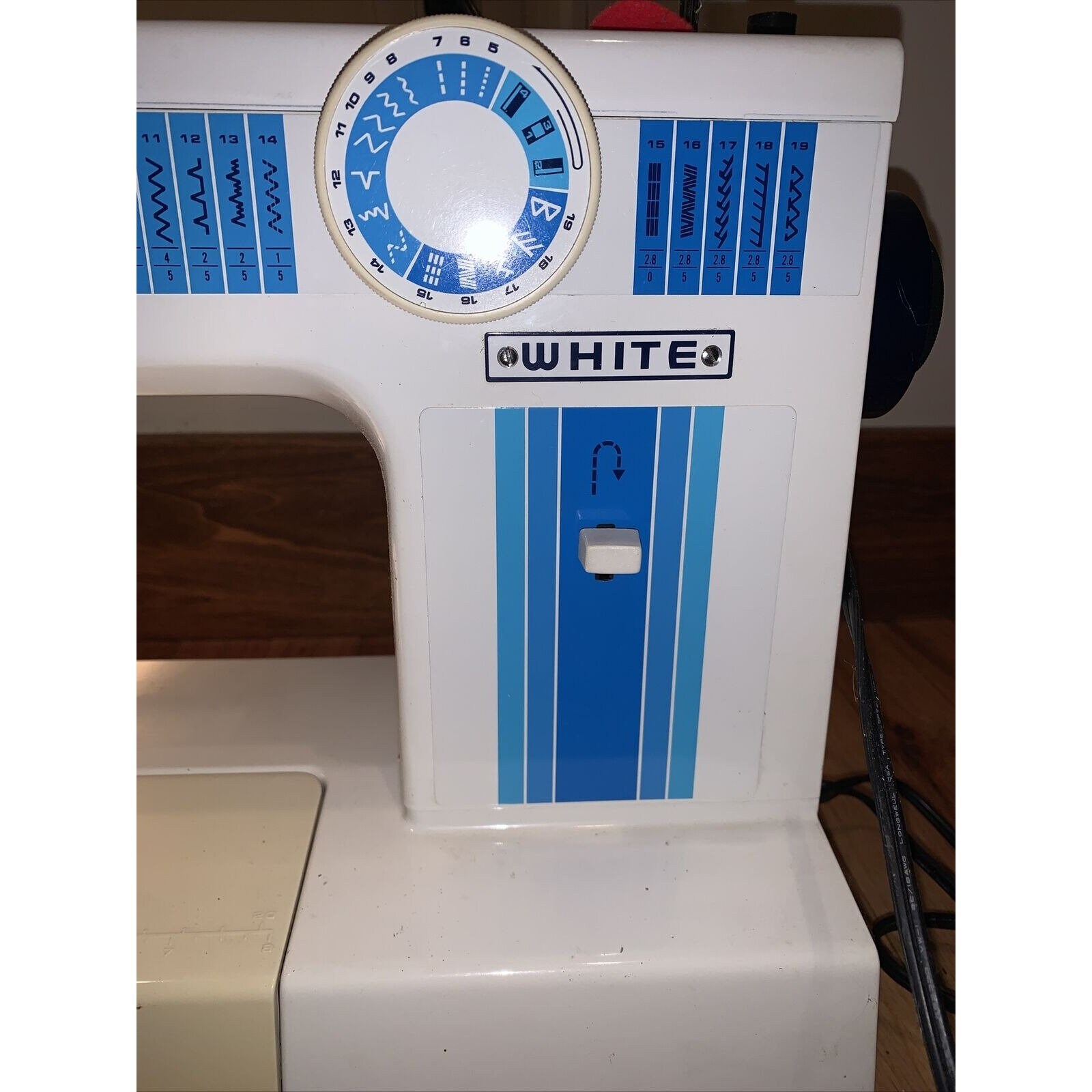 White/domestic 1510 Sewing Machine Precision Built Zigzag Foot Etsy