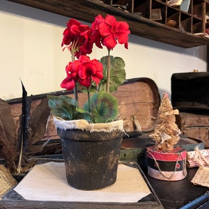 Primitive Grubby Geraniums, Handmade Americana Decor