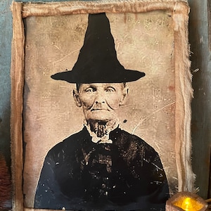 Primitive witch picture~ old witch~primitive Halloween witch~early look witch photo-early witch