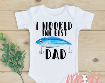 I Hooked The Best Dad Fishing Baby Onesie® – Newborn Fishing Outfit, Baby Boy Bodysuit & Baby Shower Gift