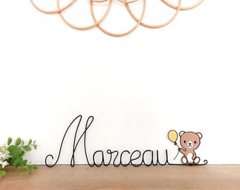 Customizable wire name - The bear and his balloon - Baby child room decoration