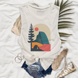 Outdoor Camping Design Women&#39;s Flowy Muscle Tank - OC
