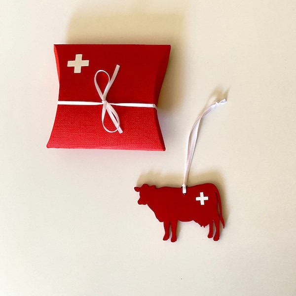 Swiss cow Ornament, Swiss Memory, Souvenir, Swiss gift - Switzerland Christmas ornament - Great gift for any Swiss expat