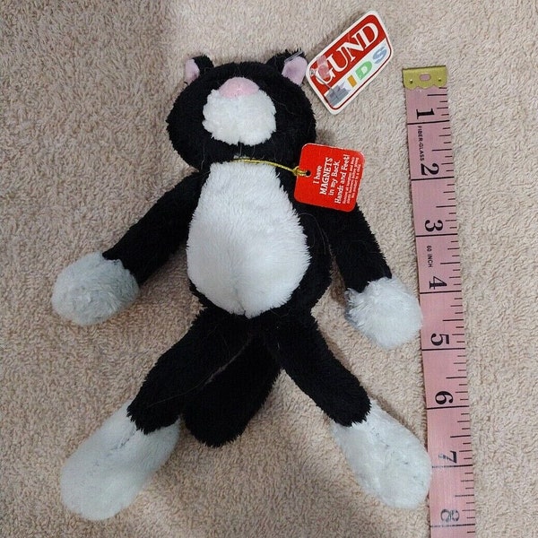 GUND KIDS Magnatudes Snappy Katko #20038 MAGNETIC 8” Plush Stuffed Animal Toy