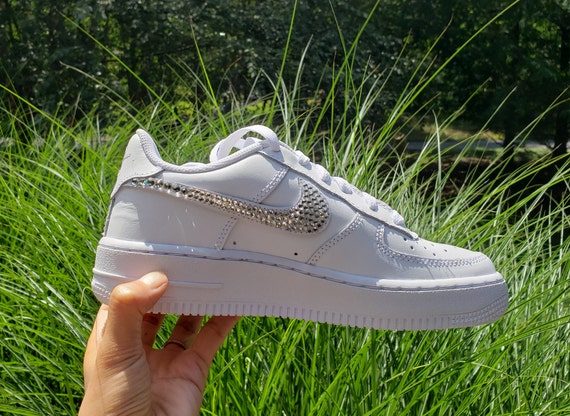 white airforce 1s