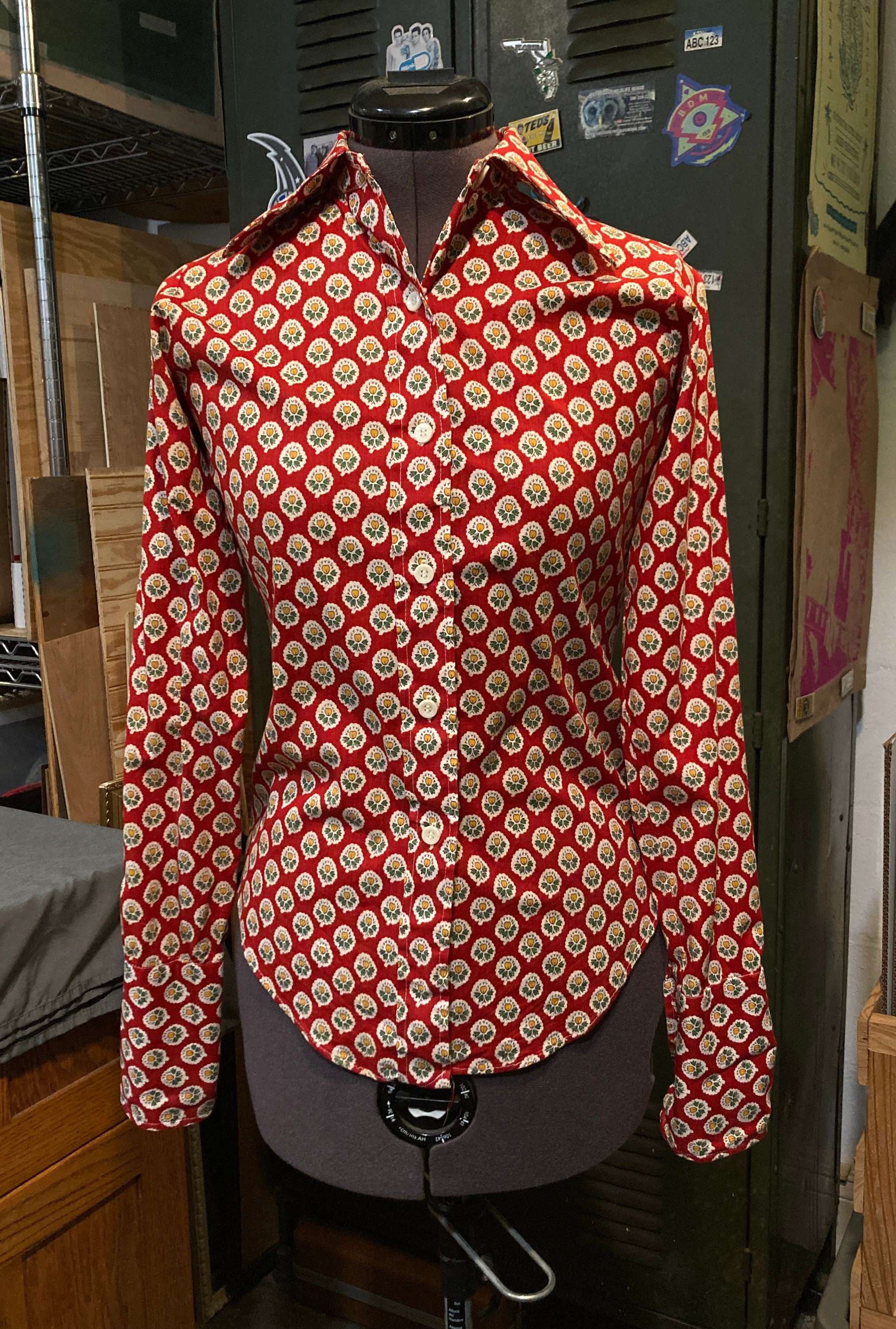 70s Button up Shirt - Etsy 70s Button up Shirt - Etsy