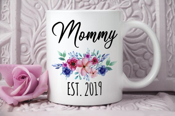 mommy est 2019 mug
