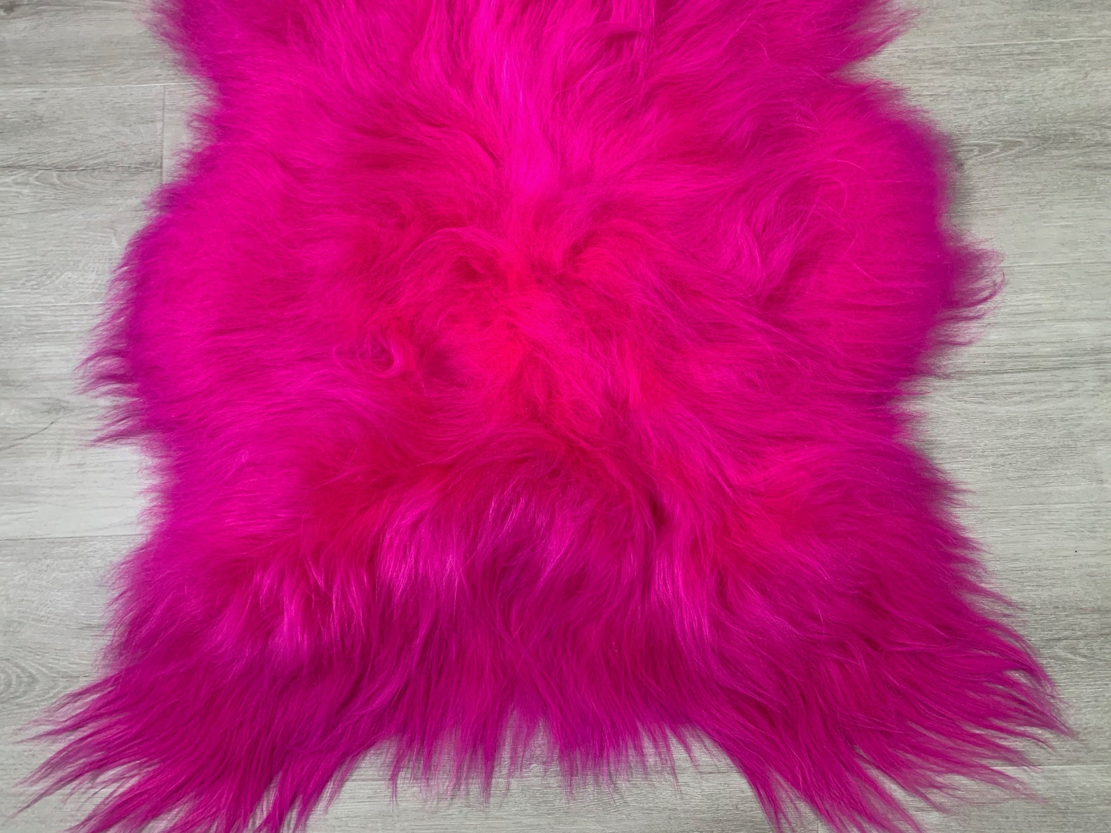 Beautiful Dyed Pink Sheepskin Rug / Icelandic Pink Sheepskin / Etsy