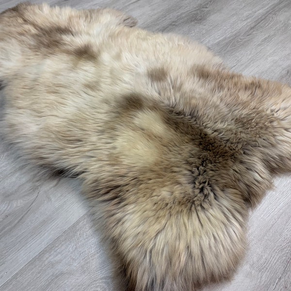 Natural Colors Real Sheepskin Rug Pelt Genuine Sheep Skin Seat Cover Pet Bed Throw Sheepskin Hide