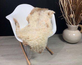 Alfombra de piel de oveja tibetana natural de primera calidad, lana suave, decoración perfecta para el hogar, alfombra mongola, piel de cordero, colores auténticos, funda de asiento, manta para cama de mascota