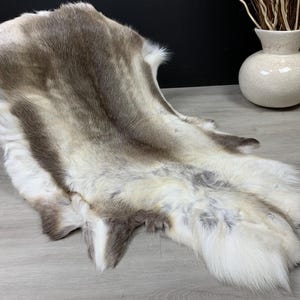 Real Genuine Scandinavian Reindeer Hide * Exclusive Reindeer Skin Rug Hide Pelt Throw Home Decorations
