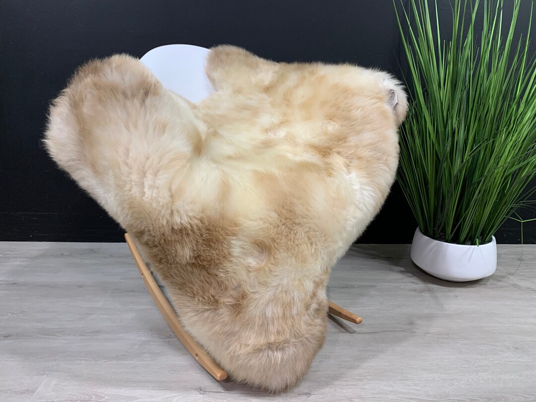 Pelt Throwing Soft Natural Color Sheepskin Single Pelt Genuine Leather Seat Cover ...