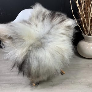 Icelandic Sheepskin rug / Sheepskin  / Icelandic Sheepskin Pelt / Sheepskin Seat Cover / Gift for Dog Sheepskin Pet Bed Throw Home Decor