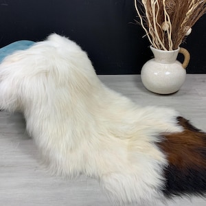 XXL Icelandic Sheepskin rug / Sheepskin  / Icelandic Sheepskin Pelt / Sheepskin Seat Cover / Gift for Dog Sheepskin Pet Bed Throw Home Decor