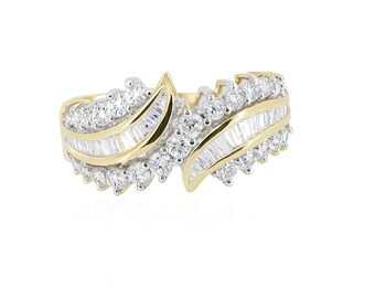14KT Yellow Gold 0.75ct Round & Baguette Diamond Cocktail Ring