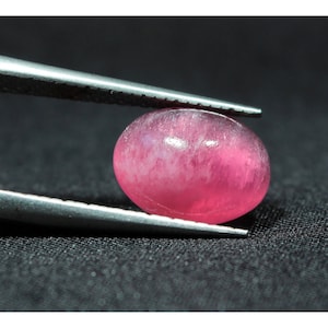 3.1 ct Cats Eye Pink Rubellite Tourmaline Cabochon from Myanmar (Burma)