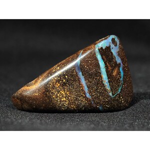 33.4 ct  Drilled Boulder Opal from Australia - drilled for pendant