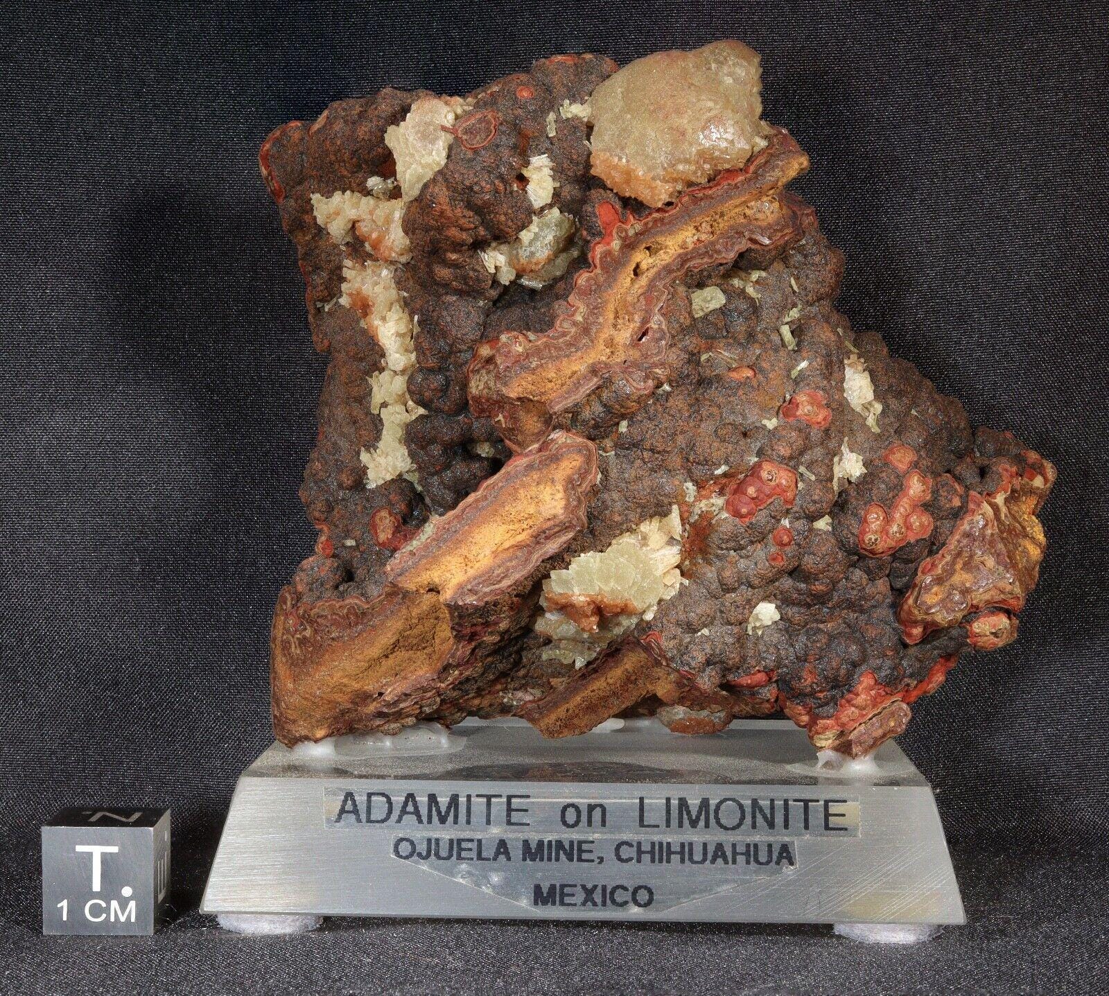 メキシコ、デュランゴ州オフエラ鉱山産の褐鉄鉱上のアダマイト - Etsy 日本