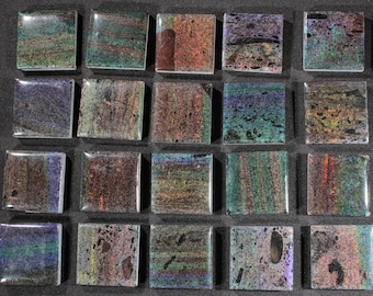 1 zufällig ausgewählte Regenbogen Matrix Opal Fliese aus Andamooka, Australien