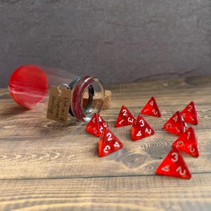 D&D Potion of Supreme Healing Dice Jar Red 10d4 Tärningar Bordsrollspelstillbehör