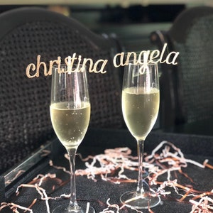 Encantos personalizados de cristal de vino, etiquetas de bebida de clothespin, decoraciones de despedida de soltera, marcadores de cristal de ducha de novia, etiquetas de nombre de ducha de bebé