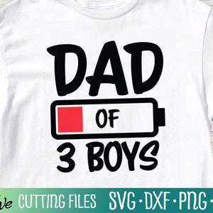 3 人の男の子のお父さん SVG、お父さんのバッテリー SVG、面白い父の日のギフト SVG、父の日 SVG、お父さん SVG、カメオ クリカット、カット ファイル、シルエット SVG、クリカット