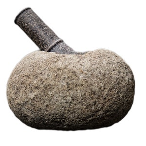 River stone mortar & pestle Natural stone mill for spices, pastes, pestos and guacamole