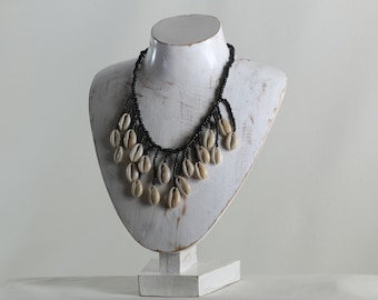 30 cm necklace stand jewelery stand chain display jewelery bust with stand made of wood white wash