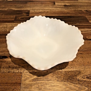 Vintage Fenton Diamond Lace White Milk Glass Square Candy Nut Trinket Dish 6&quot;